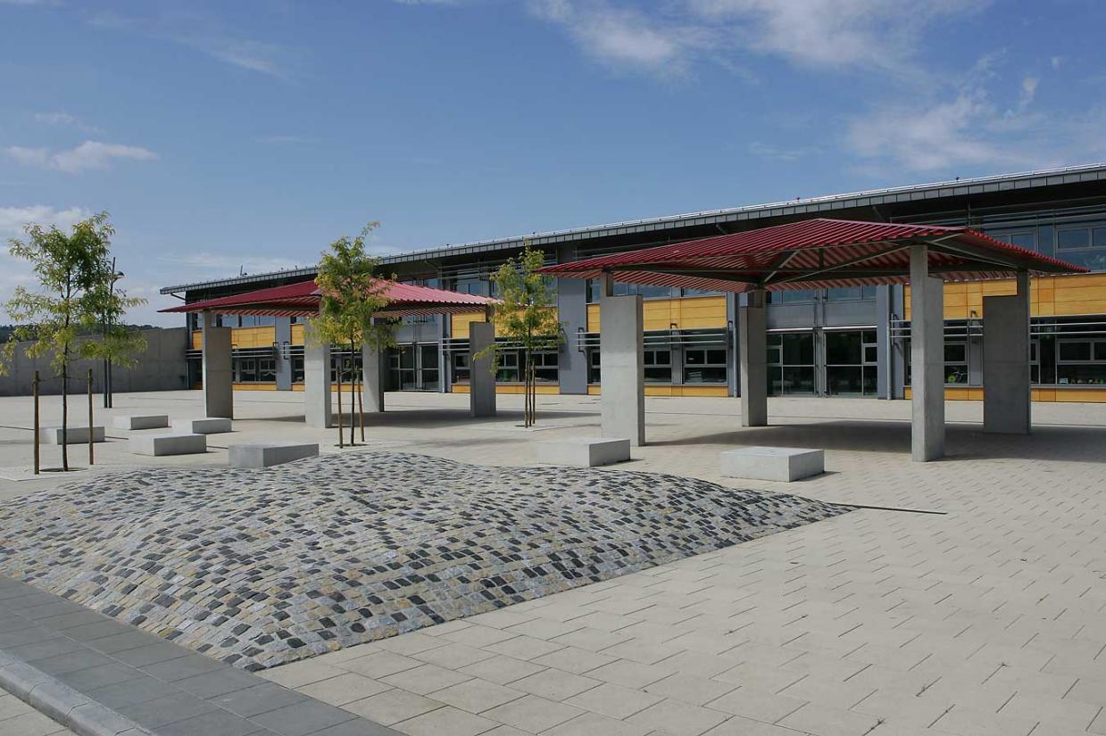 "Op Acker" School - Bascharage - Image #1